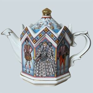 Vintage Sadler Queen Elizabeth I Spanish Armada Teapot England Collectible Gift